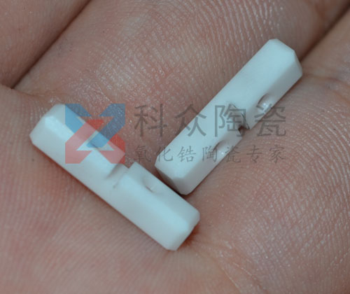 功能陶瓷半導(dǎo)體化的途徑，基本原理是什么？