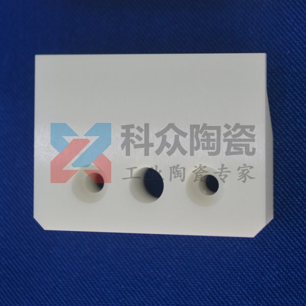 氧化鋯陶瓷的力學性能體現(xiàn)在哪些方面？