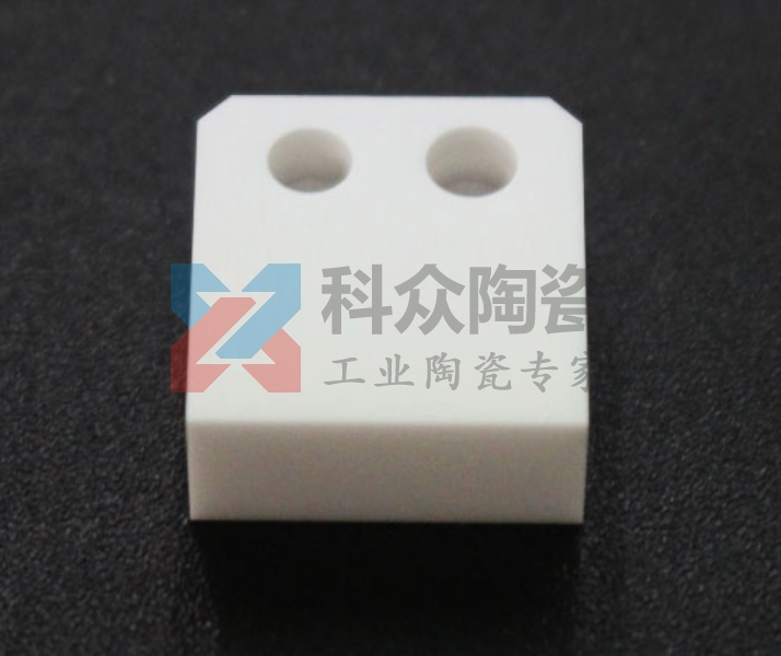 導(dǎo)致氧化鋯陶瓷結(jié)構(gòu)件變形的原因有哪些？（圖